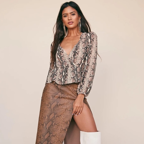 Revolve LPA Pinched Shoulder Snake print long sleeve wrap style blouse M - Picture 3 of 10